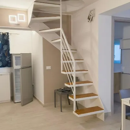 Renovated Duplex In Rosolina * Розолина-Маре